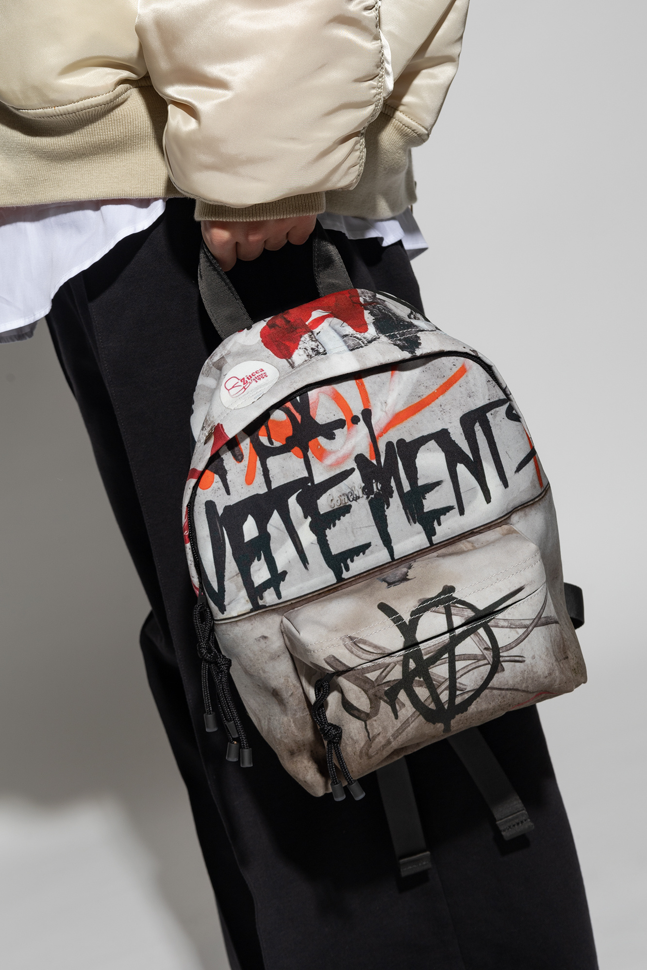 VETEMENTS 'Graffiti Mini' backpack | Rucksack COLUMBIA Tandem